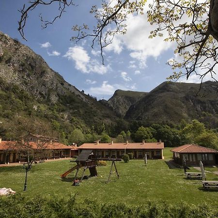 Apartamentos Camin De Pelayo Las Rozas Kültér fotó