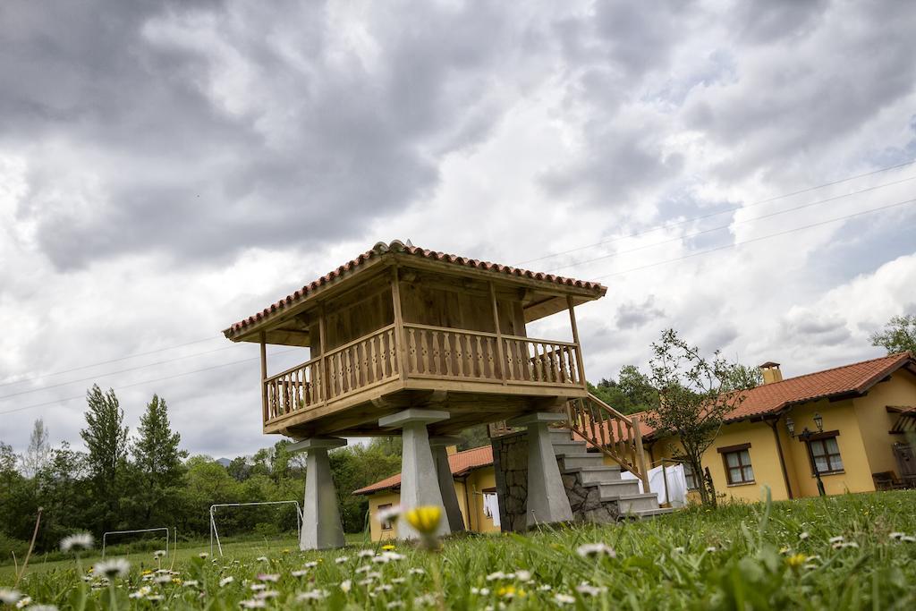Apartamentos Camin De Pelayo Las Rozas Kültér fotó