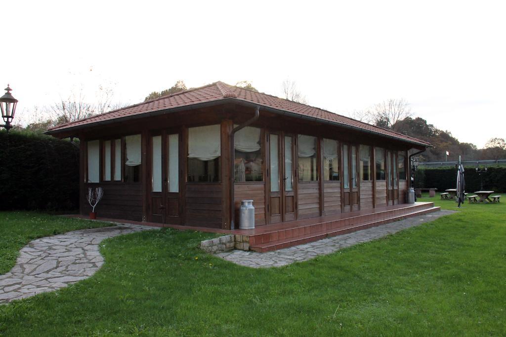Apartamentos Camin De Pelayo Las Rozas Kültér fotó