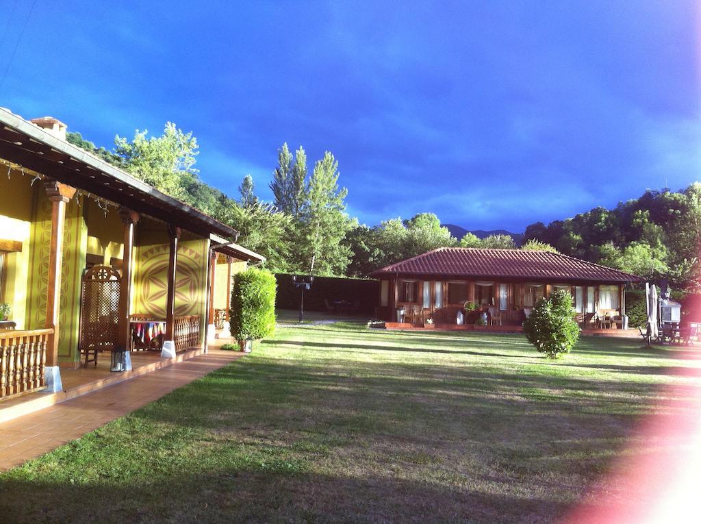 Apartamentos Camin De Pelayo Las Rozas Kültér fotó